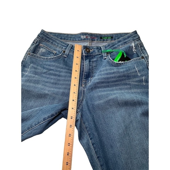 Style & Co Flare Leg Jeans Womens 8 Blue Denim Stretch 5-Pockets Classic Zip Fly - Picture 7 of 7